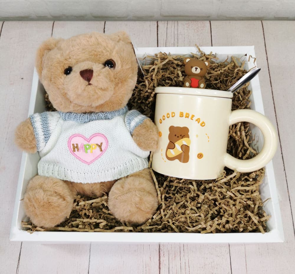 باکس هدیه دخترانه تدی (Teddy) - ست ماگ و عروسک خرس